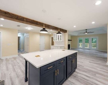 265 Timberidge Drive - Photo Thumbnail 9