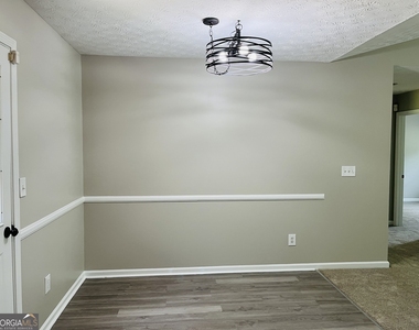 185 Hidden Brook Trail - Photo Thumbnail 9