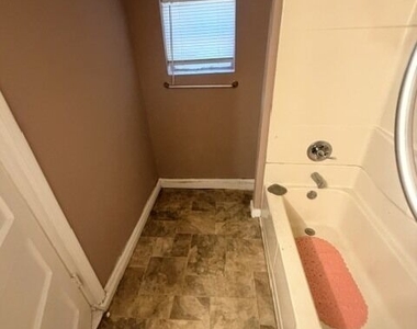 3065 Churchill Street - Photo Thumbnail 8