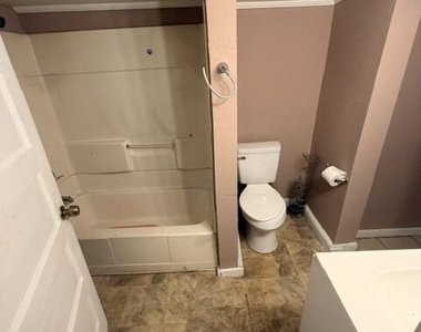 3065 Churchill Street - Photo Thumbnail 7