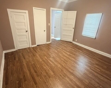 3065 Churchill Street - Photo Thumbnail 12
