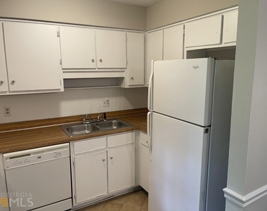 314 Harwell Avenue - Photo Thumbnail 6