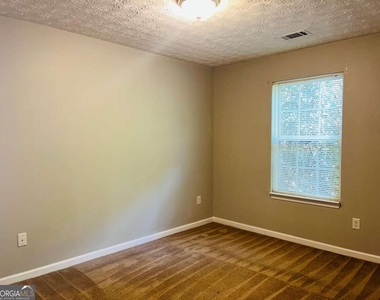 105 Granite Street - Photo Thumbnail 22
