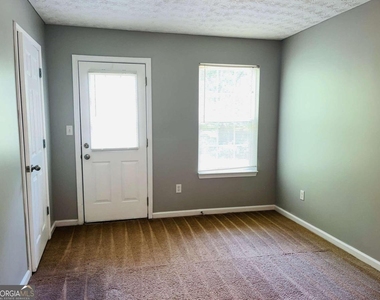 105 Granite Street - Photo Thumbnail 14