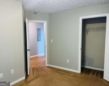 105 Granite Street - Photo Thumbnail 20