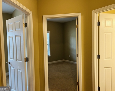 179 Village Park Drive - Photo Thumbnail 14