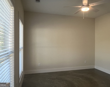 201 Cherry Street - Photo Thumbnail 14
