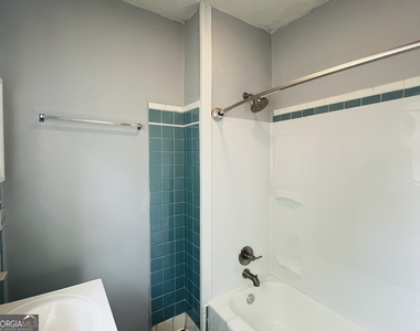 504 Broad Street - Photo Thumbnail 14