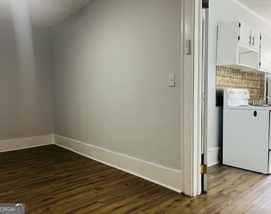 504 Broad Street - Photo Thumbnail 11