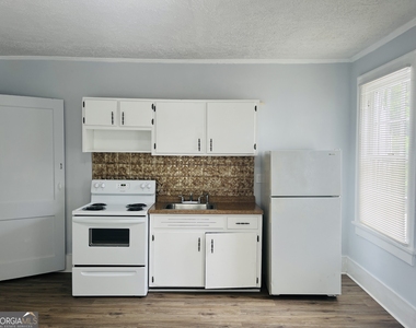 504 Broad Street - Photo Thumbnail 7