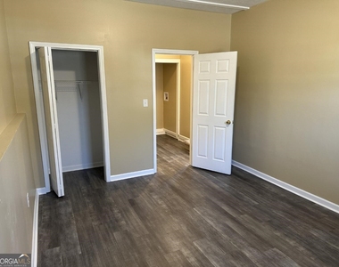 109 Sunset Lane - Photo Thumbnail 11