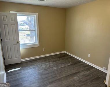109 Sunset Lane - Photo Thumbnail 15
