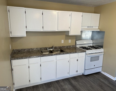 109 Sunset Lane - Photo Thumbnail 6