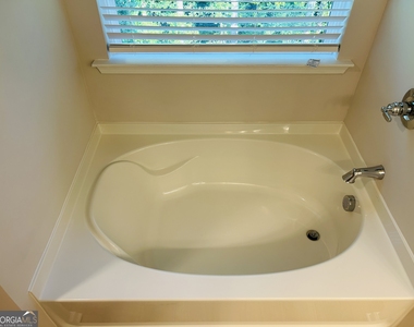 143 Chapel Hill Parkway - Photo Thumbnail 22