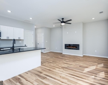 200 Back Pine Way - Photo Thumbnail 12