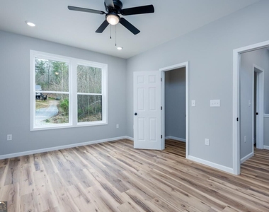 200 Back Pine Way - Photo Thumbnail 17
