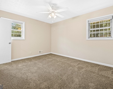 1490 High Meadow Drive - Photo Thumbnail 10