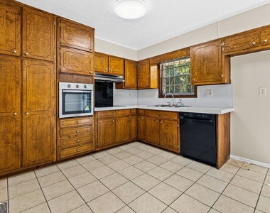 1490 High Meadow Drive - Photo Thumbnail 6