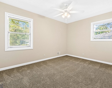 1490 High Meadow Drive - Photo Thumbnail 16