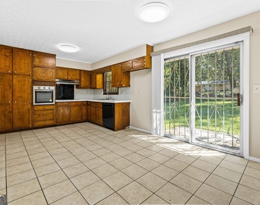 1490 High Meadow Drive - Photo Thumbnail 4