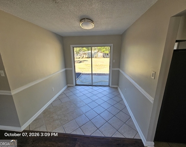 110 Stonefield Court - Photo Thumbnail 9