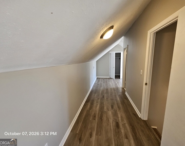 110 Stonefield Court - Photo Thumbnail 19