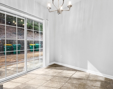 3208 Hidden Cove Circle - Photo Thumbnail 9