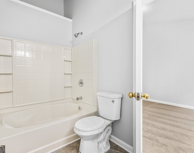 3208 Hidden Cove Circle - Photo Thumbnail 17