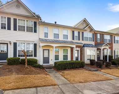 3208 Hidden Cove Circle - Photo Thumbnail 1