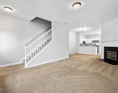 3208 Hidden Cove Circle - Photo Thumbnail 2