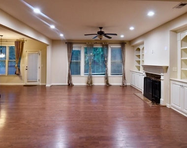 8455 Village School Drive - Photo Thumbnail 7