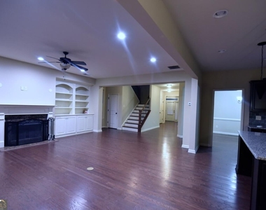 8455 Village School Drive - Photo Thumbnail 10