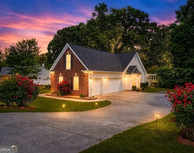 2270 Taylor Pointe Way - Photo Thumbnail 41