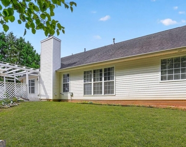 2270 Taylor Pointe Way - Photo Thumbnail 38