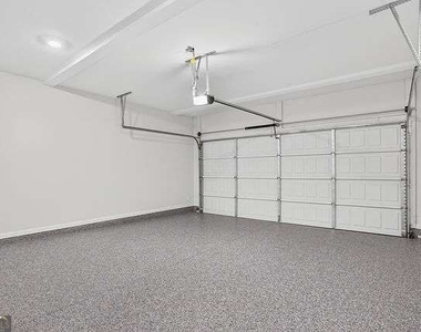 4716 Blake Loop - Photo Thumbnail 25