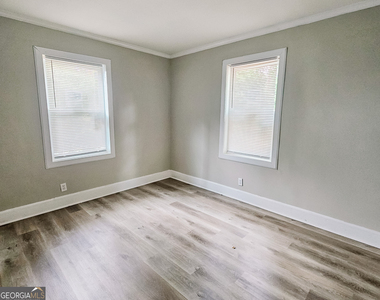 4369 Azalea Drive - Photo Thumbnail 6