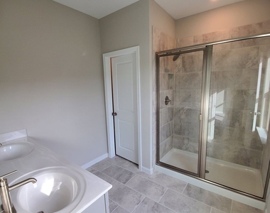327 Commons Avenue - Photo Thumbnail 30