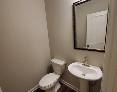327 Commons Avenue - Photo Thumbnail 43