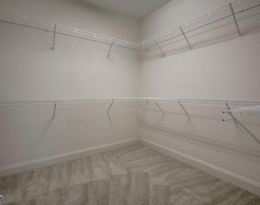 67 Weston Drive - Photo Thumbnail 11