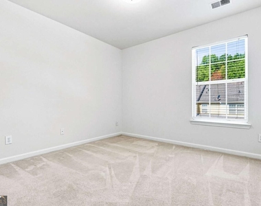 9820 Alger Trace - Photo Thumbnail 19