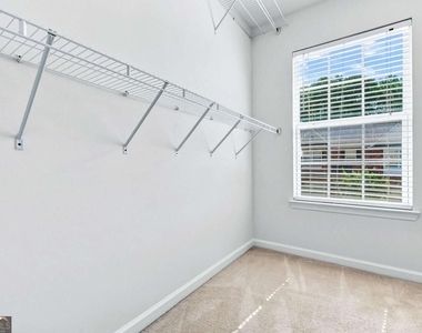 9820 Alger Trace - Photo Thumbnail 18