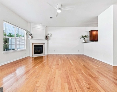 9820 Alger Trace - Photo Thumbnail 3