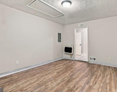 3095 Woodland Drive Nw - Photo Thumbnail 28