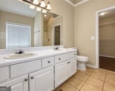 154 Camden Woods Drive - Photo Thumbnail 10