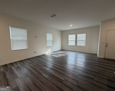 2692 Toucan Way Sw - Photo Thumbnail 4
