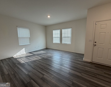 2692 Toucan Way Sw - Photo Thumbnail 2