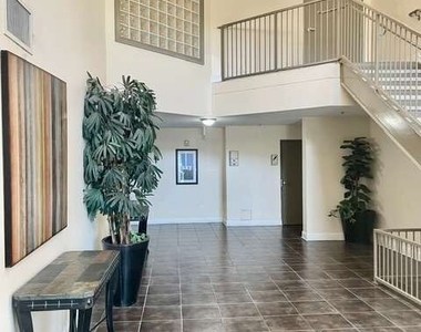 898 Oak Street Sw - Photo Thumbnail 6