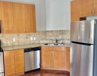 898 Oak Street Sw - Photo Thumbnail 17