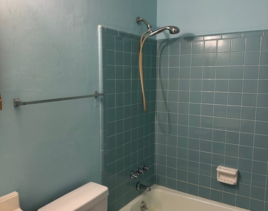 266 Valencia Circle - Photo Thumbnail 13