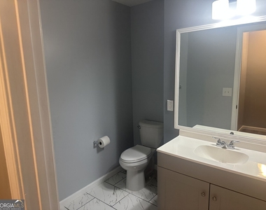 7712 Autry Circle - Photo Thumbnail 1